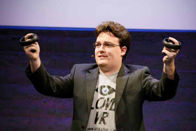 Palmer Luckey is working on a new headset

